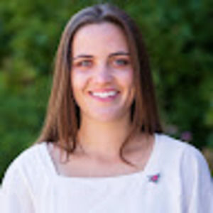 Meet your Posher, Dana